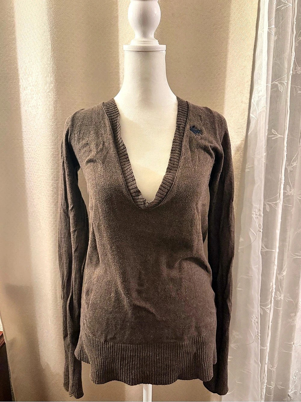 Y2K Abercrombie & Fotch V-Neck Wool Sweater in Brown Size Small